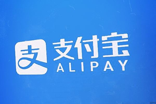 怎样在手机上约附近的人？